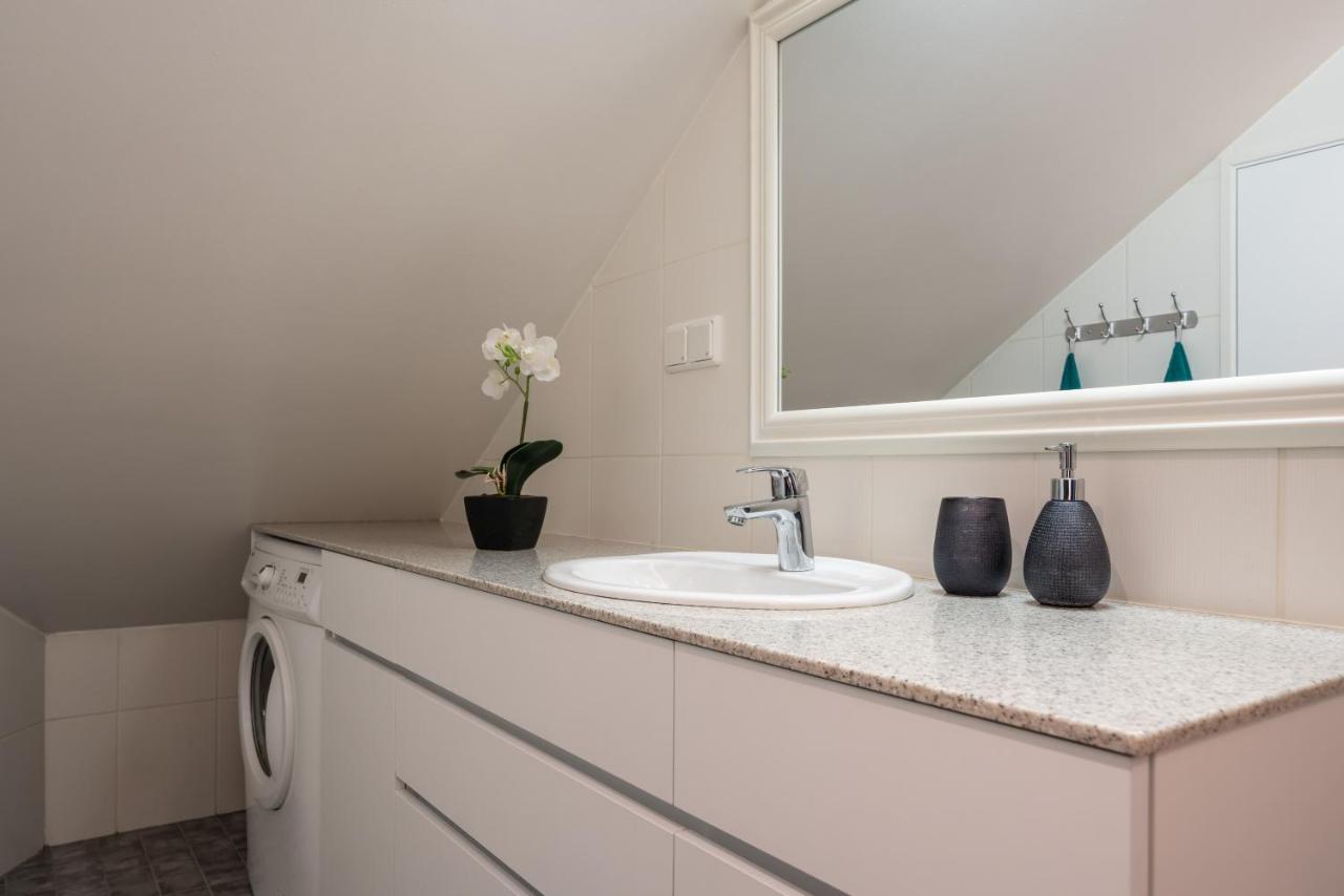 R43 Apartment Tallin Exterior foto